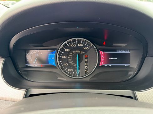 Used 2013 Ford Edge SEL image 29