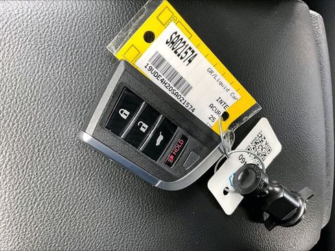 Used 2025 Acura Integra FWD image 15