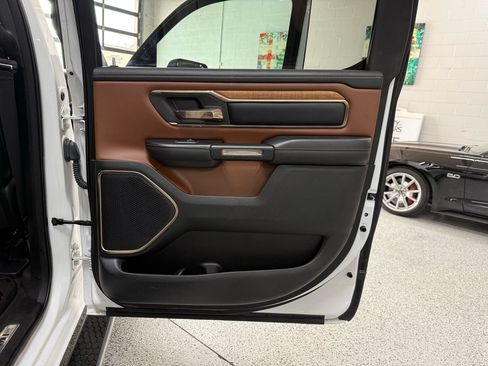 Used 2022 RAM 1500 Limited AWD/4WD image 18