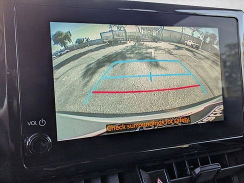 Used 2024 Toyota Corolla Cross LE image 13