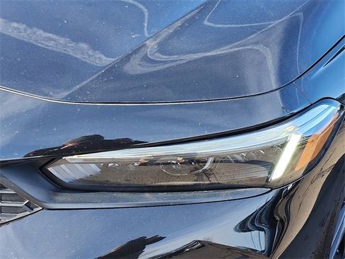 Used 2025 Honda Civic Sport image 9