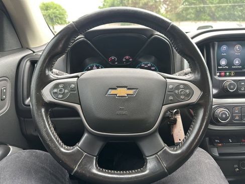 Used 2022 Chevrolet Colorado LT w/ Fleet Safety Package RWD image 18