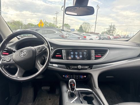 Used 2019 Buick Enclave Premium AWD/4WD image 12
