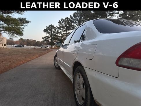 Used 2002 Honda Accord EX image 11