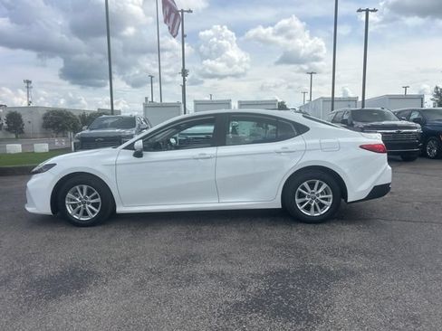 Used 2025 Toyota Camry LE FWD image 6