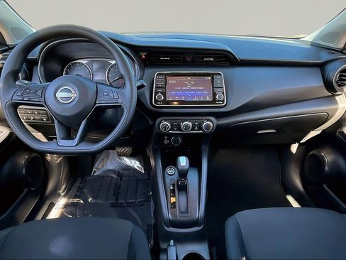 Certified 2025 Nissan Kicks Play S FWD image 7