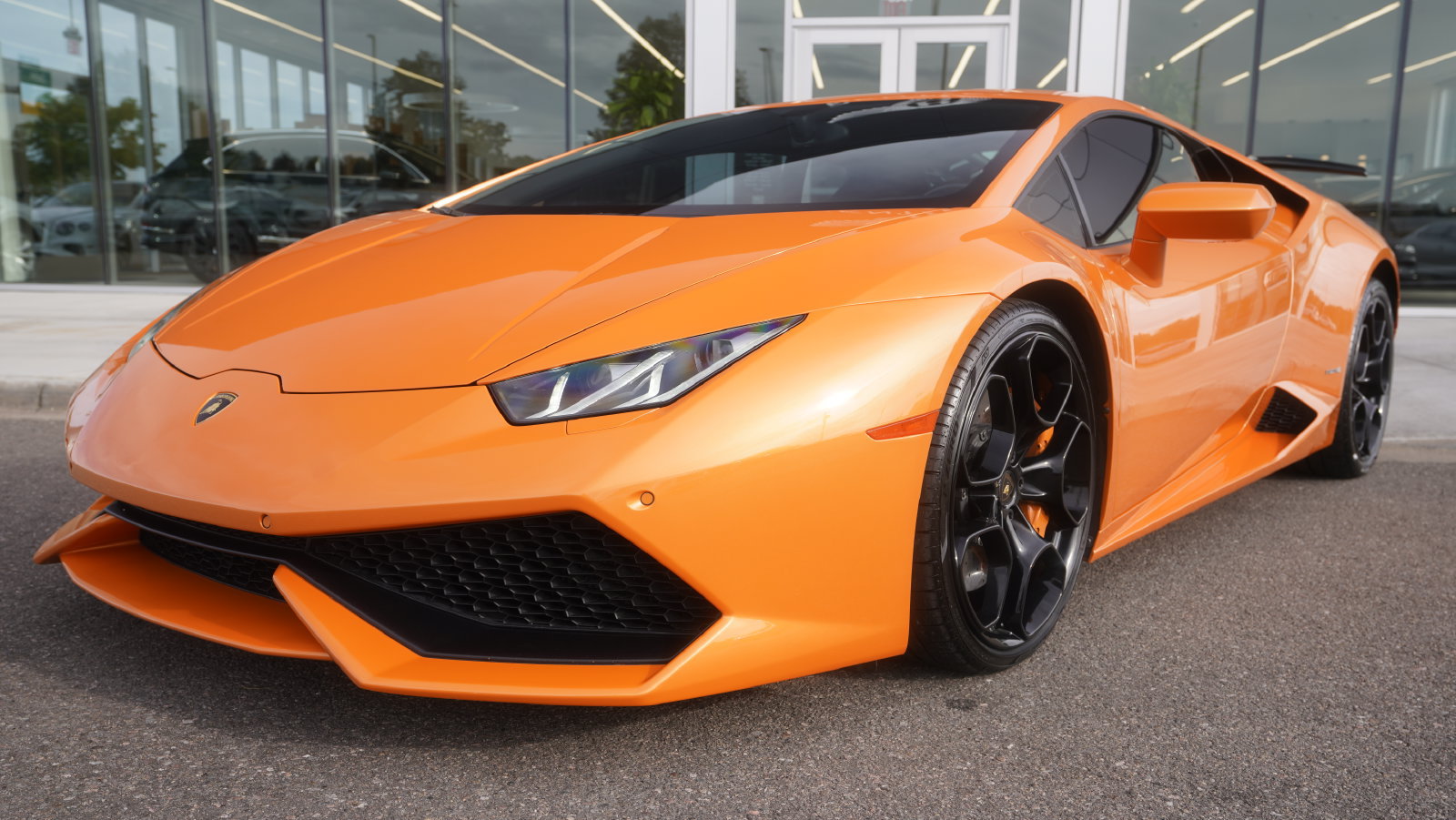 Used 2015 Lamborghini Huracan LP 610-4 AWD/4WD image 27