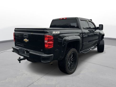 Used 2018 Chevrolet Silverado 1500 LT w/ All Star Edition image 6