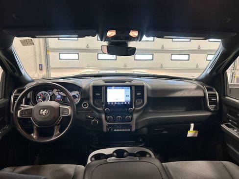 Used 2024 RAM 2500 Tradesman w/ Chrome Appearance Group AWD/4WD image 28