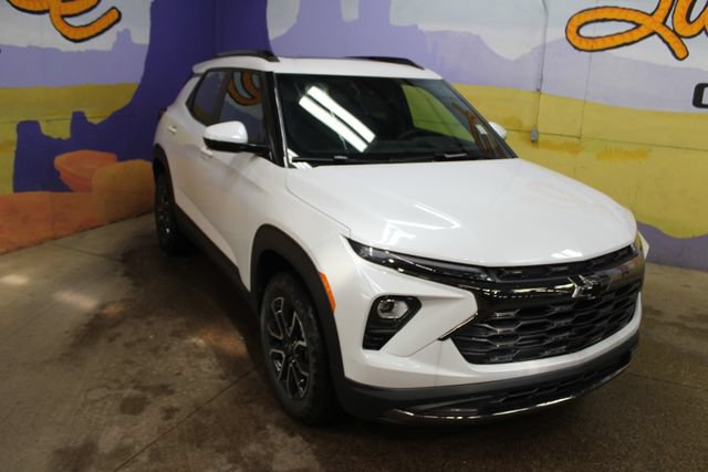 New 2026 Chevrolet TrailBlazer ACTIV w/ Convenience Package AWD/4WD image 2