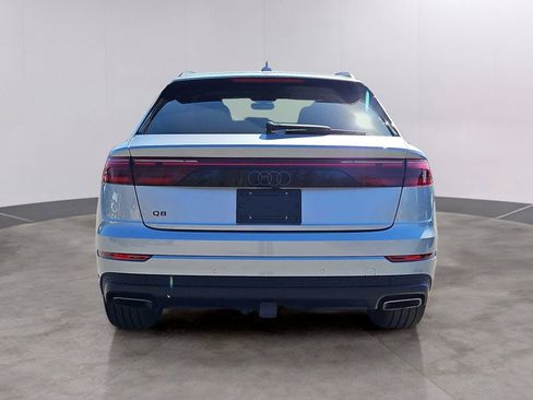 Certified 2025 Audi Q8 Premium AWD/4WD image 5