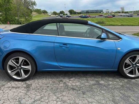 Used 2017 Buick Cascada Sport Touring FWD image 2