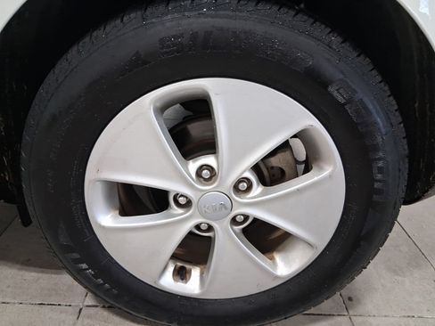 Used 2016 Kia Soul FWD image 9