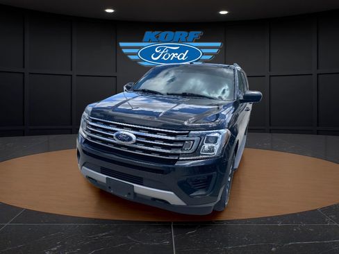 Used 2019 Ford Expedition Max XLT image 14