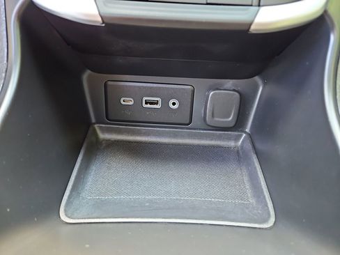 Used 2024 GMC Terrain SLE w/ Driver Convenience Package FWD image 21