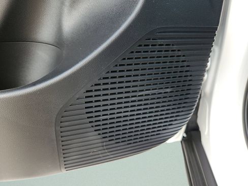 New 2026 Hyundai Kona SE FWD image 16