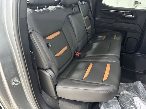 New 2026 GMC Sierra 1500 AT4 w/ AT4 Premium Package AWD/4WD image 28