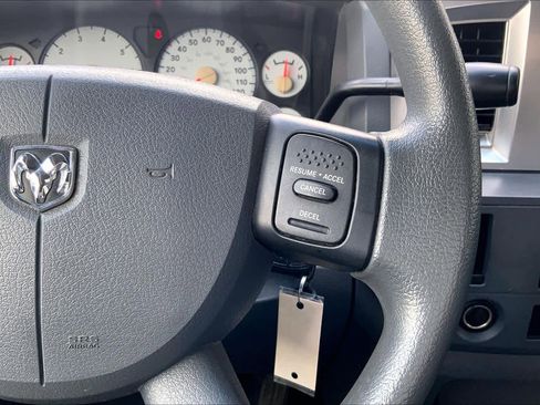 Used 2007 Dodge Ram 1500 Truck SLT image 17