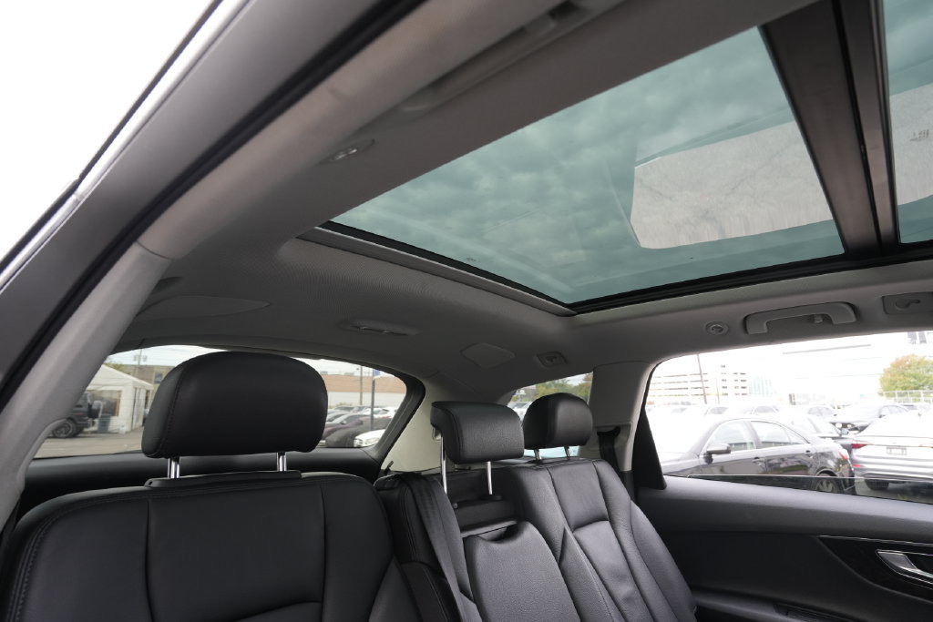 Used 2018 Audi Q7 3.0T Premium Plus AWD/4WD image 32