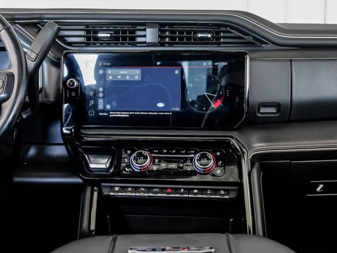 Used 2024 GMC Sierra 2500 AT4X image 25