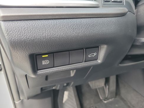 Used 2025 Toyota Grand Highlander FWD image 25