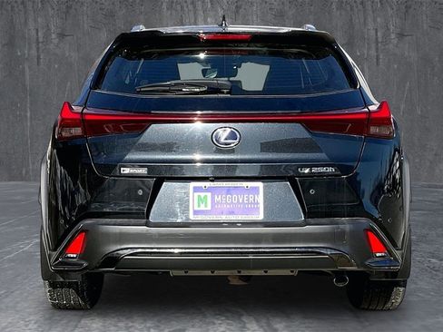 Used 2019 Lexus UX 250h F Sport w/ F Sport Premium Package image 5