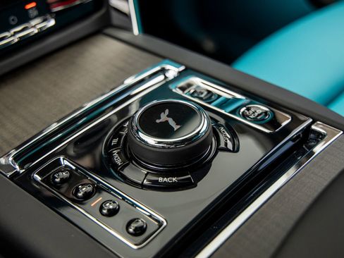 New 2026 Rolls-Royce Cullinan image 39