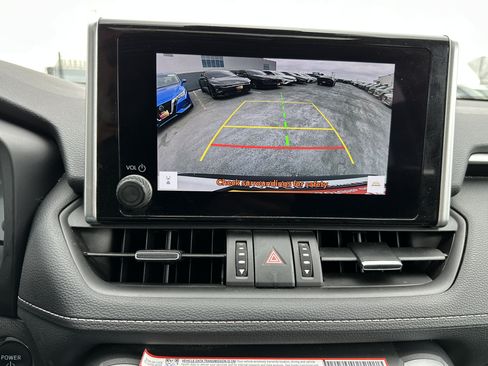 Used 2025 Toyota RAV4 XLE Premium AWD/4WD image 30
