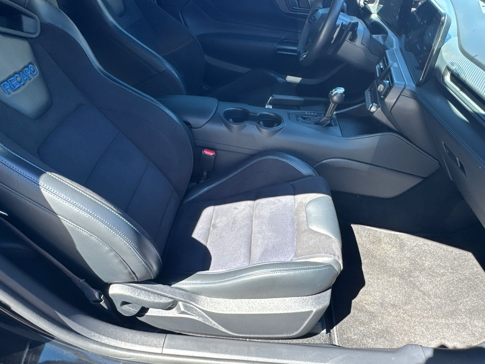 Used 2025 Ford Mustang Dark Horse RWD image 14