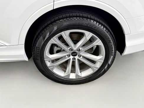 Certified 2025 Audi Q7 2.0T Premium Plus w/ Premium Plus Package image 30