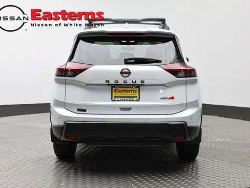 Used 2025 Nissan Rogue SV AWD/4WD image 6