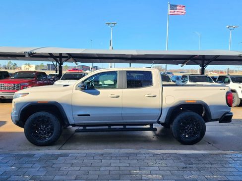 New 2026 GMC Canyon Elevation w/ Convenience Package image 7