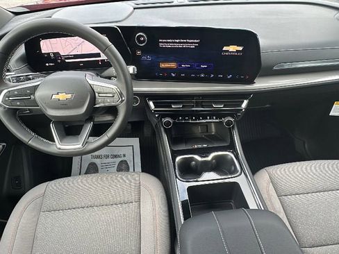 New 2026 Chevrolet Traverse LT w/ Sun and Wheel Package image 18