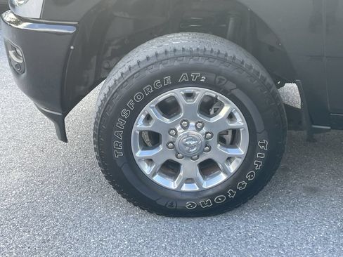 Used 2024 RAM 2500 Laramie AWD/4WD image 26