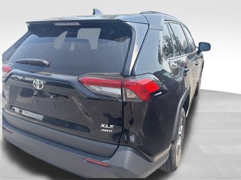 Used 2024 Toyota RAV4 XLE AWD/4WD image 15