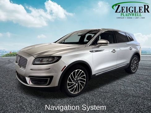 Used 2019 Lincoln Nautilus Reserve AWD/4WD image 2