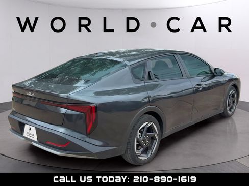 Used 2025 Kia K4 EX FWD image 13