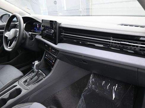 New 2025 Volkswagen Jetta SE image 44