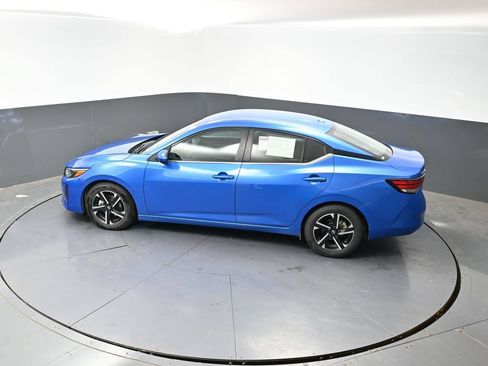 Used 2024 Nissan Sentra SV FWD image 45