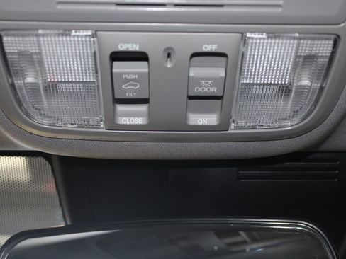 Used 2021 Honda CR-V EX image 36