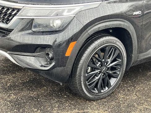 Used 2023 Kia Seltos Nightfall Edition image 9