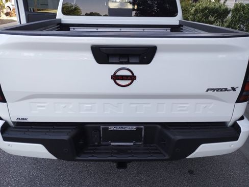 Used 2023 Nissan Frontier Pro-X w/ Pro Convenience Package RWD image 14