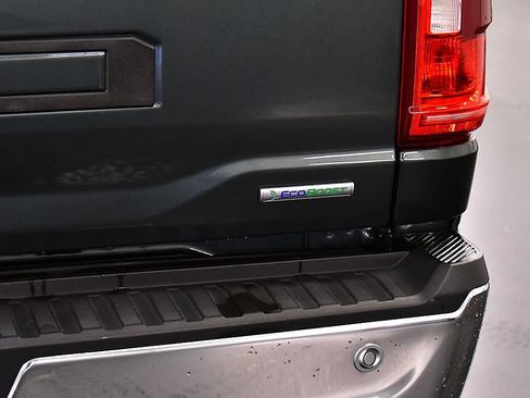 Used 2021 Ford F150 XLT w/ Equipment Group 301A Mid AWD/4WD image 12
