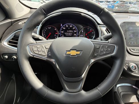 Used 2024 Chevrolet Malibu LT image 24