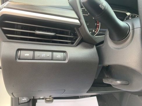 Used 2025 Nissan Altima 2.5 SV image 15