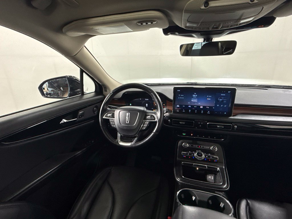 Used 2023 Lincoln Nautilus Reserve w/ Equipment Group 201A AWD/4WD image 18