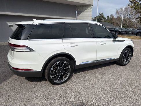 Used 2020 Lincoln Aviator Reserve w/ Equipment Group 202A image 5