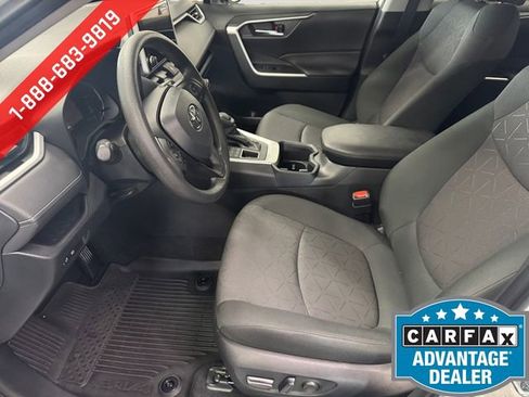 Used 2024 Toyota RAV4 XLE AWD/4WD image 8
