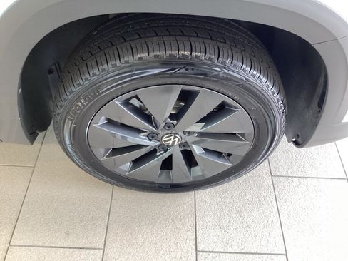 Used 2022 Volkswagen Taos S w/ IQ Drive S Package FWD image 29
