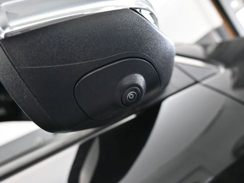Used 2024 Chevrolet Traverse LS FWD image 52